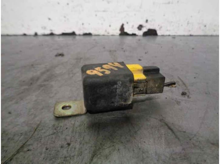 Recambio de rele para hyundai accent i (x-3) 1.3 i 12v referencia OEM IAM 3919032490 3