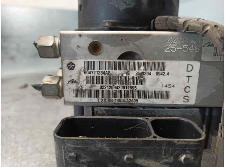 Recambio de abs para chrysler grand voyager (rg) 2.5 crd referencia OEM IAM 05093986AA 4