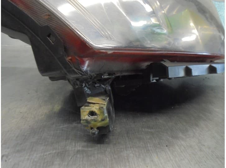 Recambio de faro derecho para chevrolet cruze (j300) 2.0 cdi referencia OEM IAM 95956272 2