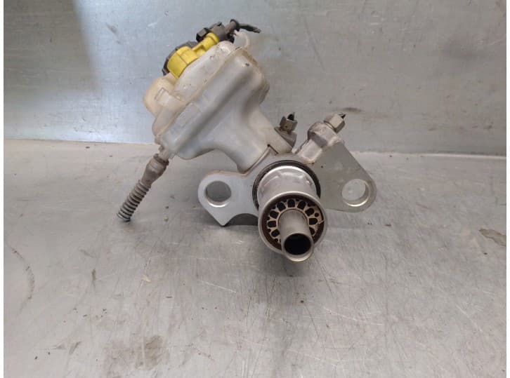 Recambio de bomba freno para chevrolet cruze (j300) 2.0 cdi referencia OEM IAM 0693338018 2