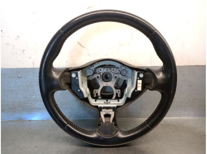 Recambio de volante para nissan juke (f15) 1.6 referencia OEM IAM 484301KA5A 484301KA5A