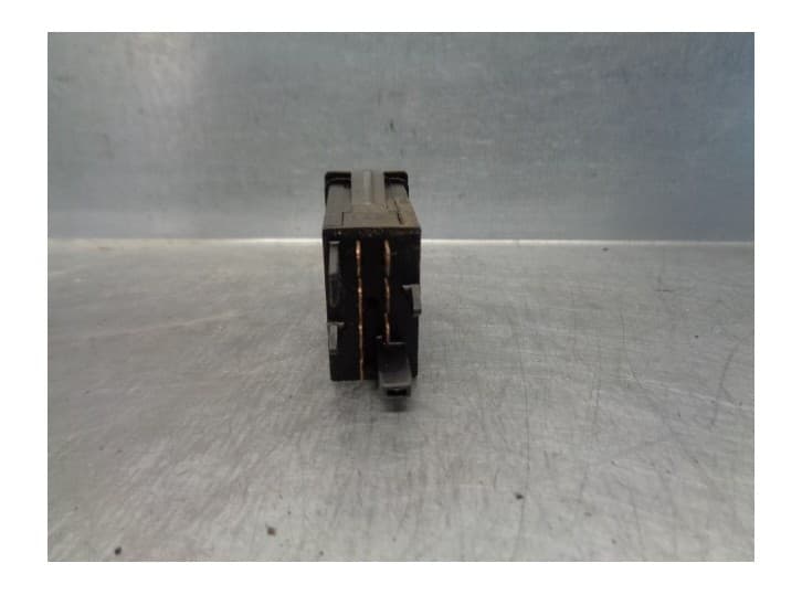 Recambio de warning para audi 80 b4 sedán (8c2) 1.9 tdi referencia OEM IAM 4A0941509 2