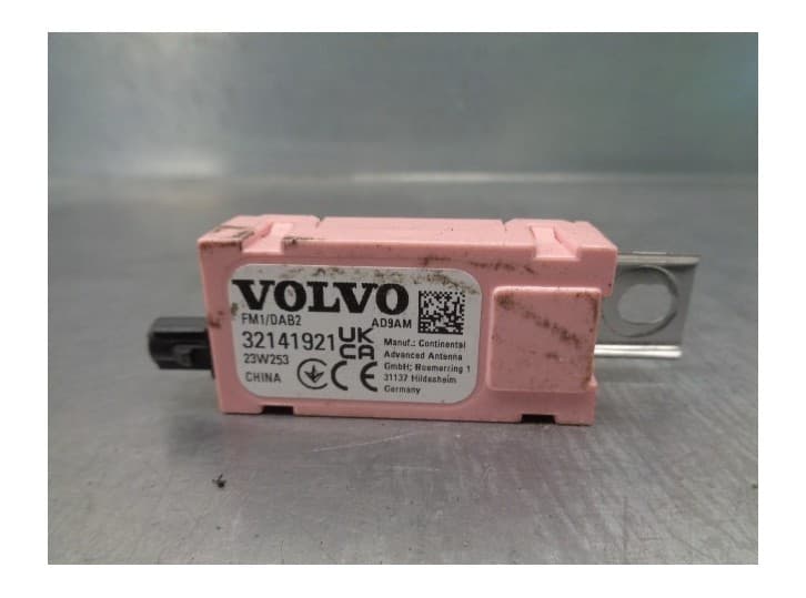 Recambio de antena para volvo xc60 ii (246) b4 mild-hybrid referencia OEM IAM 32141921