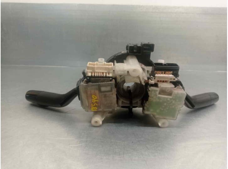 Recambio de mando luces para mazda premacy (cp) 2.0 td referencia OEM IAM GE4T66122 4