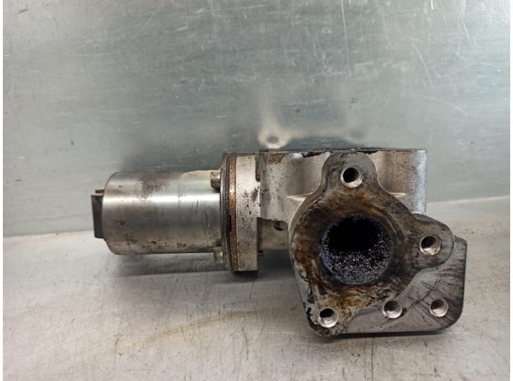 Recambio de valvula egr para hyundai h 1 2.5 crdi cat referencia OEM IAM 284104A470 3