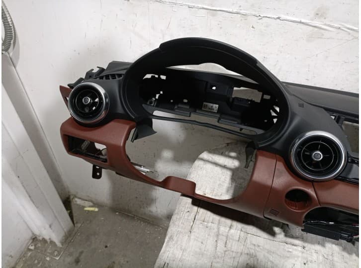 Recambio de salpicadero para mazda mx-5 iv (nd__) 2.0 (nd6e) referencia OEM IAM PE PE 2