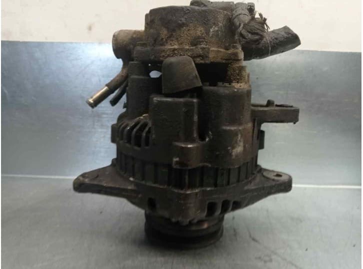 Recambio de alternador para hyundai h100 autobús (p) 2.5 td referencia OEM IAM 3730047500 4