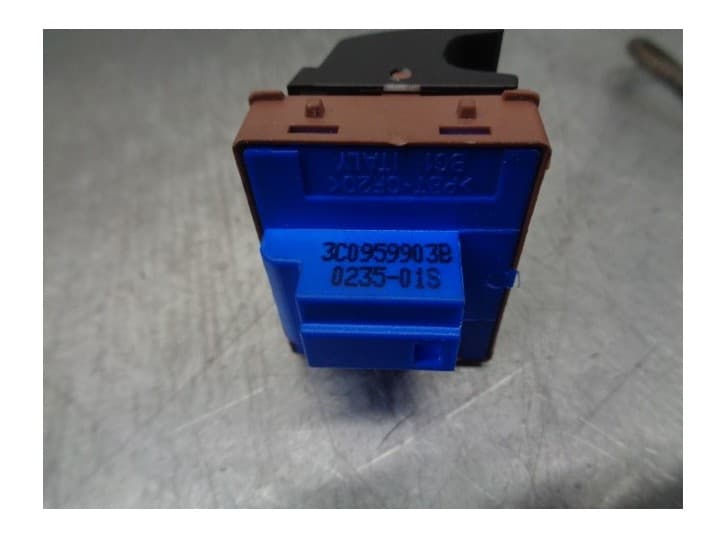 Recambio de mando para volkswagen cc b7 (358) 2.0 tdi referencia OEM IAM 3C0959903B 2