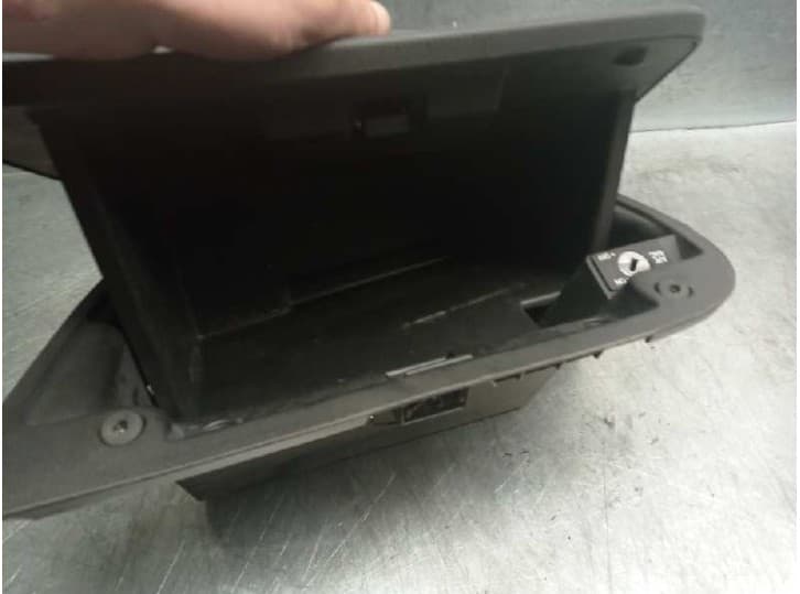 Recambio de guantera para seat leon (1p1) 2.0 tdi 16v referencia OEM IAM 1P1857103 2