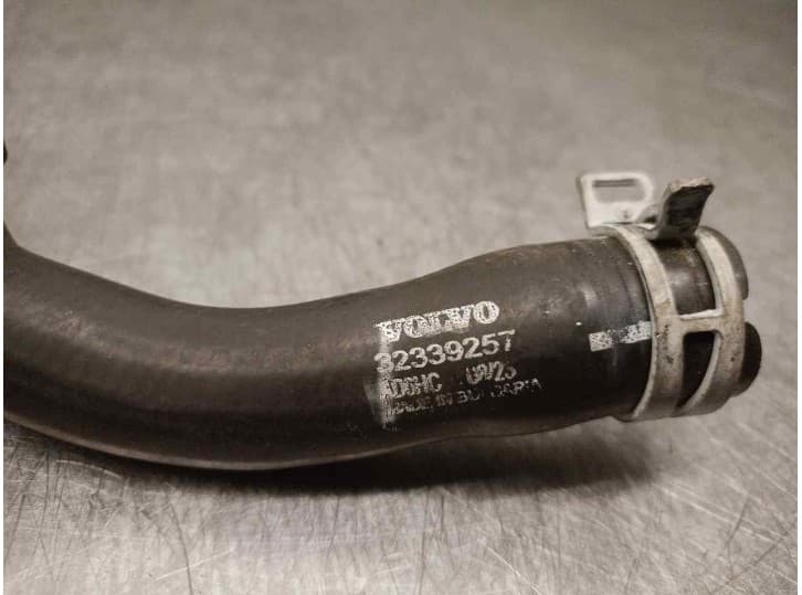 Recambio de tubo para volvo xc60 ii (246) b4 mild-hybrid referencia OEM IAM 32339257 2