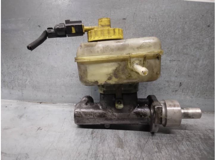 Recambio de bomba freno para audi a3 (8l1) 1.6 referencia OEM IAM 21027099