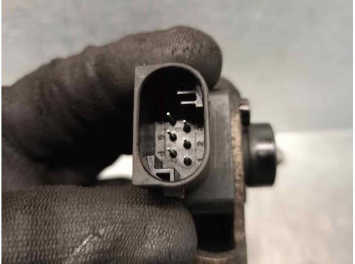 Recambio de motor regulacion faros para bmw 3 (e90) 320 d referencia OEM IAM 6785205 2