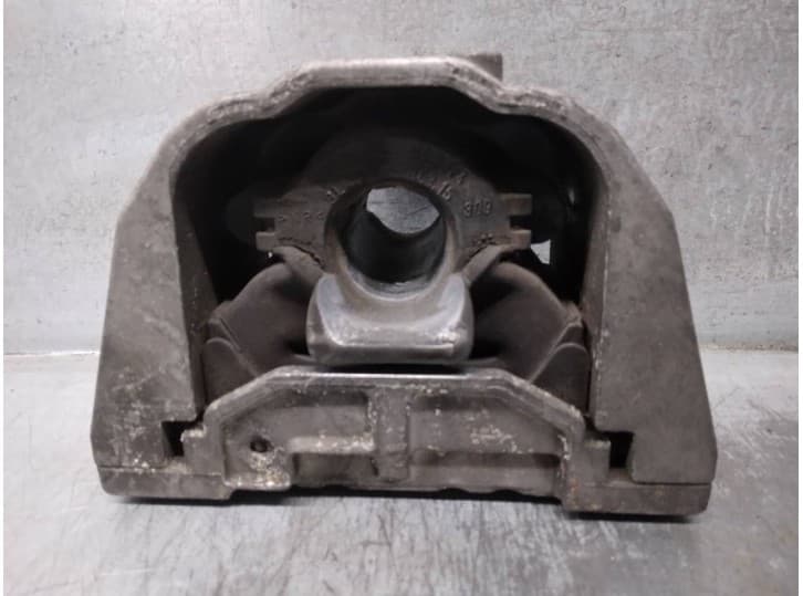 Recambio de soporte motor izquierdo para audi a3 (8l1) 1.6 referencia OEM IAM 1J0199262