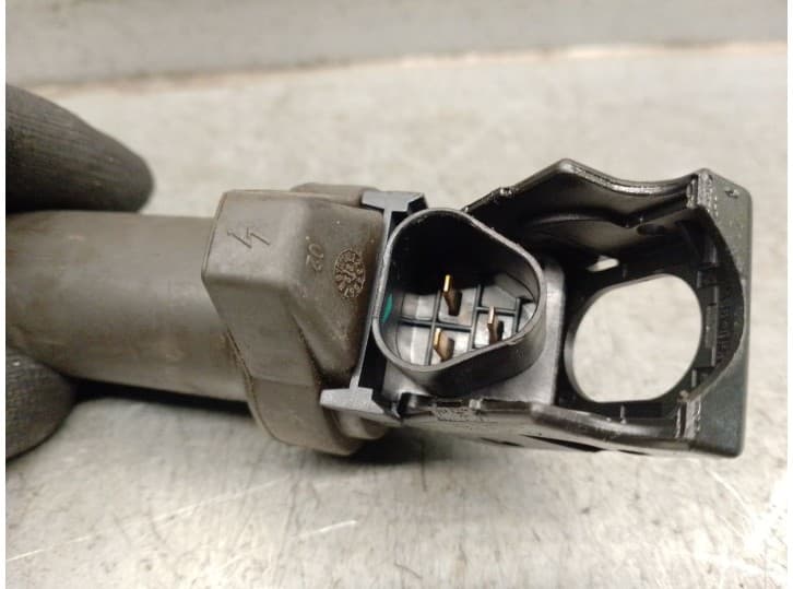 Recambio de bobina encendido para bmw 5 (e60) 525 i referencia OEM IAM U5055  NGK 2