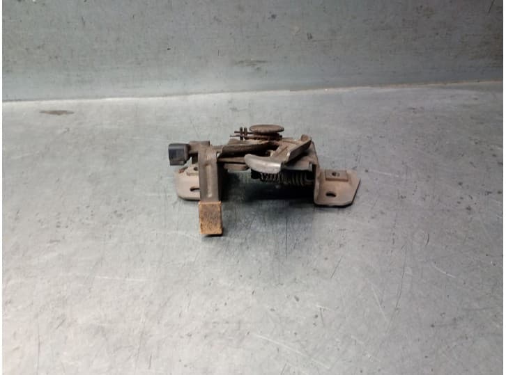 Recambio de cerradura capot para volvo c30 (533) 1.8 referencia OEM IAM 30716529 30716529 4