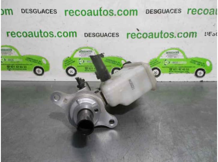 Recambio de bomba freno para kia cee'd (jd) 1.4 crdi 90 referencia OEM IAM 3