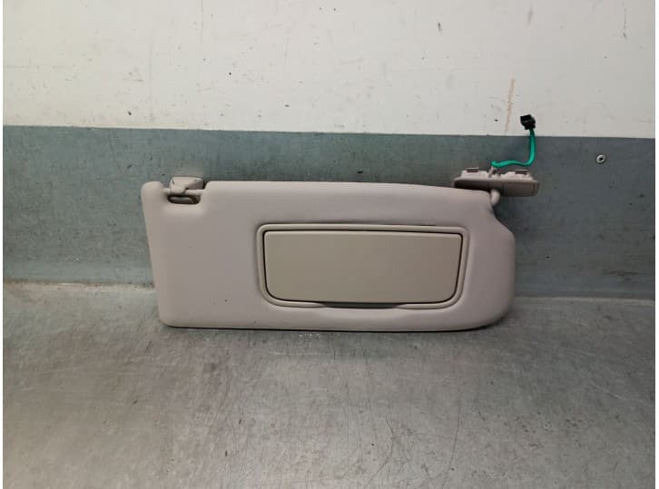 Recambio de parasol derecho para volvo c30 (533) 1.8 referencia OEM IAM 39859780 39859780