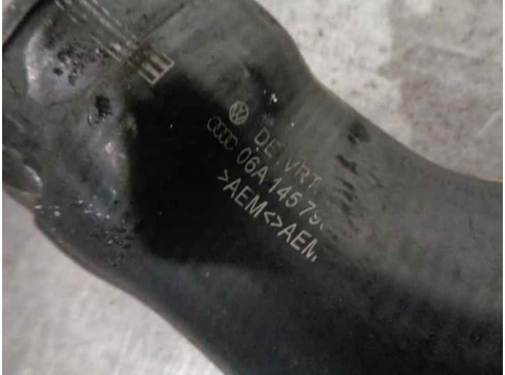 Recambio de tubo para audi a3 (8l1) 1.8 t referencia OEM IAM 06A14579 4
