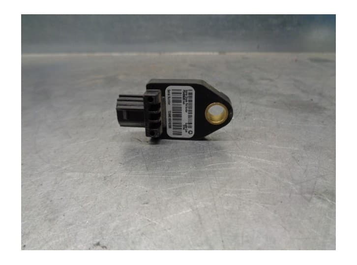 Recambio de sensor impacto para dodge caliber 2.0 crd referencia OEM IAM P04896061AA