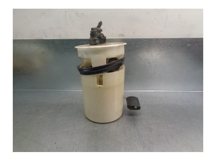 Recambio de aforador para hyundai elantra iii (xd) 1.6 referencia OEM IAM 311102D030 2