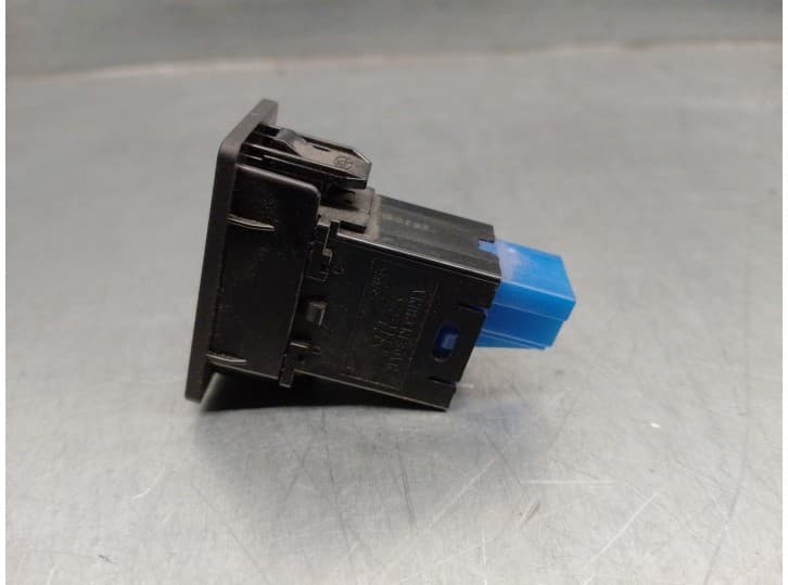 Recambio de mando para subaru outback (bs) 2.0 d awd (bsd) referencia OEM IAM 83045AL010 2