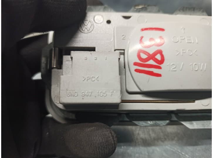 Recambio de luz interior para volkswagen polo (6n2) 1.4 16v referencia OEM IAM 6N0947105F 5
