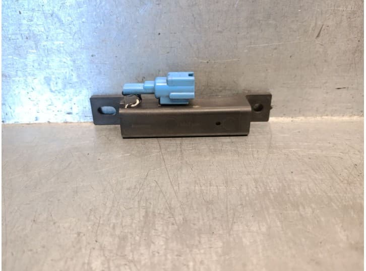 Recambio de antena para nissan juke (f15) 1.6 referencia OEM IAM H110129 285E51FA0A 3