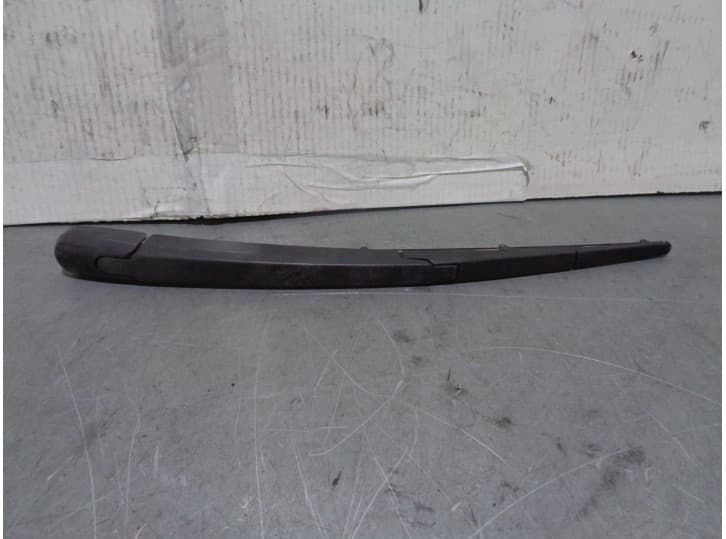 Recambio de brazo limpia trasero para kia cerato i hatchback (ld) 1.6 referencia OEM IAM