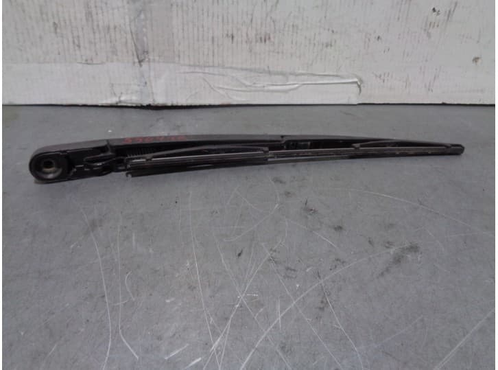 Recambio de brazo limpia trasero para kia cerato i hatchback (ld) 1.6 referencia OEM IAM 2