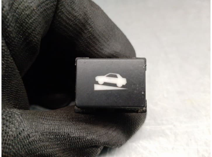 Recambio de mando para subaru outback (bs) 2.0 d awd (bsd) referencia OEM IAM 83211AL000
