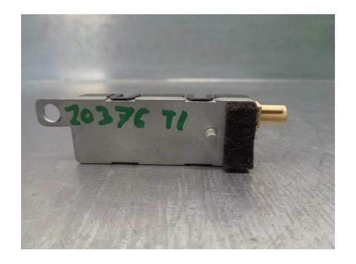 Recambio de antena para volkswagen cc b7 (358) 2.0 tdi referencia OEM IAM 3C8035552A 3