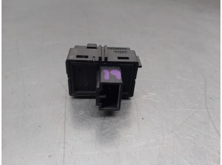 Recambio de mando para volvo v60 i (155) d3 / d4 referencia OEM IAM 31275374 2