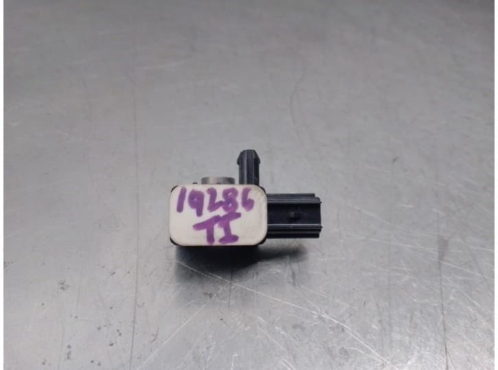 Recambio de sensor airbag para volvo v60 i (155) d3 / d4 referencia OEM IAM 31334336 3