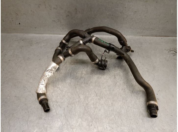 Recambio de tubo para volvo xc40 (536) recharge referencia OEM IAM 32324697 32324697 2