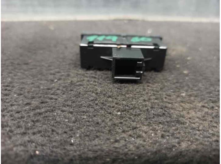 Recambio de warning para audi a6 c6 (4f2) 2.7 tdi quattro referencia OEM IAM 4F0941509 2