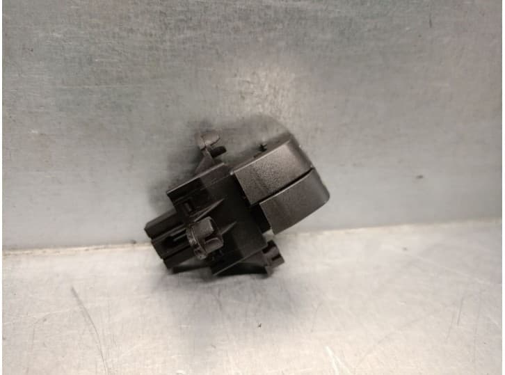 Recambio de interruptor para kia sportage iii (sl) 1.6 gdi referencia OEM IAM 491040 3