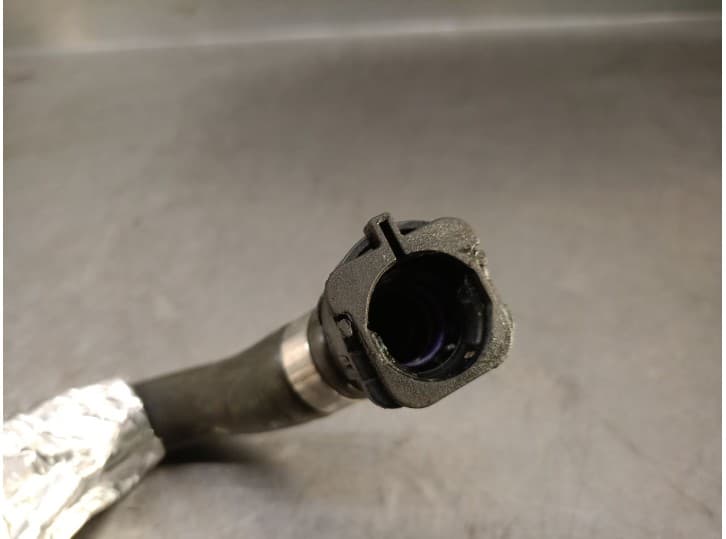 Recambio de tubo para volvo xc40 (536) recharge referencia OEM IAM 32339811 32339811 4