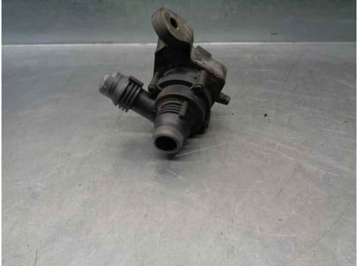 Recambio de bomba agua para bmw 7 (e65, e66, e67) 730 ld referencia OEM IAM 11517509985 2