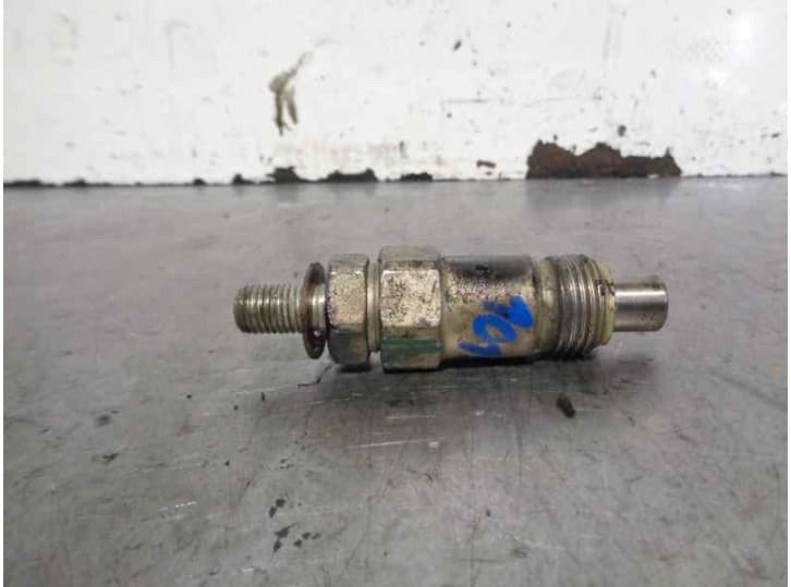 Recambio de inyector para nissan patrol (k/w260) 2.8 diesel referencia OEM IAM 710721