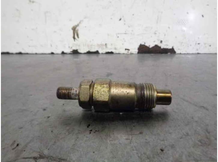 Recambio de inyector para nissan patrol (k/w260) 2.8 diesel referencia OEM IAM 710721