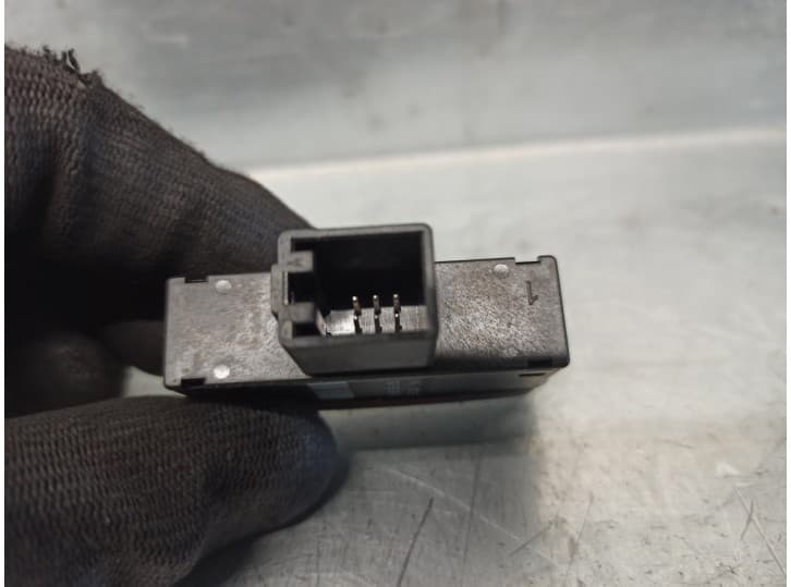 Recambio de warning para volkswagen cc b7 (358) 2.0 tdi referencia OEM IAM 3AA953509A 3
