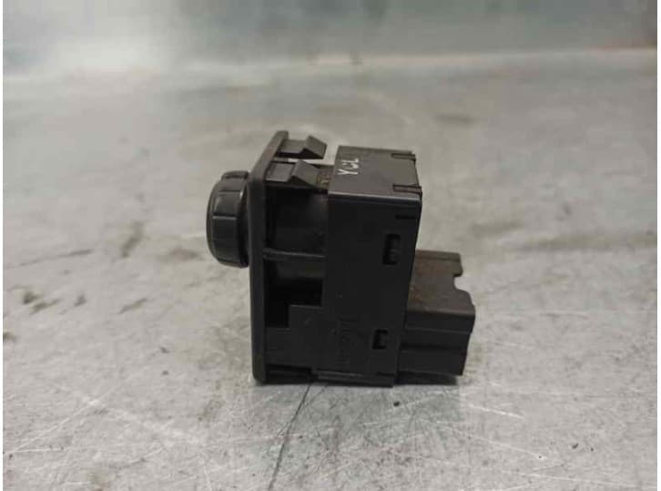 Recambio de mando retrovisor para nissan almera tino (v10) 2.2 dci referencia OEM IAM 4