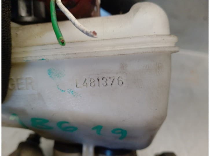 Recambio de bomba freno para peugeot 406 (8b) 2.1 td 12v referencia OEM IAM 481376 311938 4