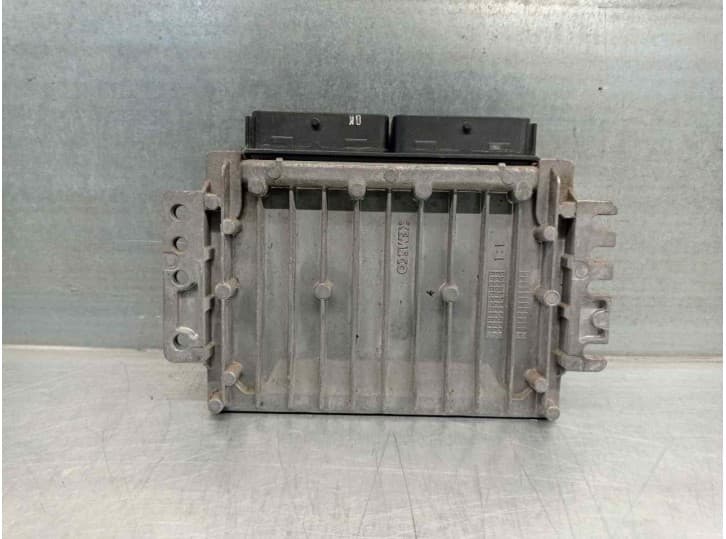 Recambio de centralita motor uce para daewoo kalos (klas) 1.2 referencia OEM IAM 96376652 2