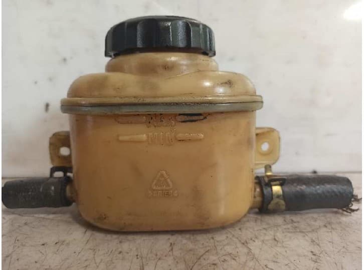 Recambio de deposito servo para daewoo tacuma (u100) 1.6 referencia OEM IAM 96390409 2