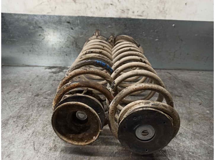 Recambio de muelle amortiguacion para volvo 740 (744) 2.3 referencia OEM IAM 1329822 2