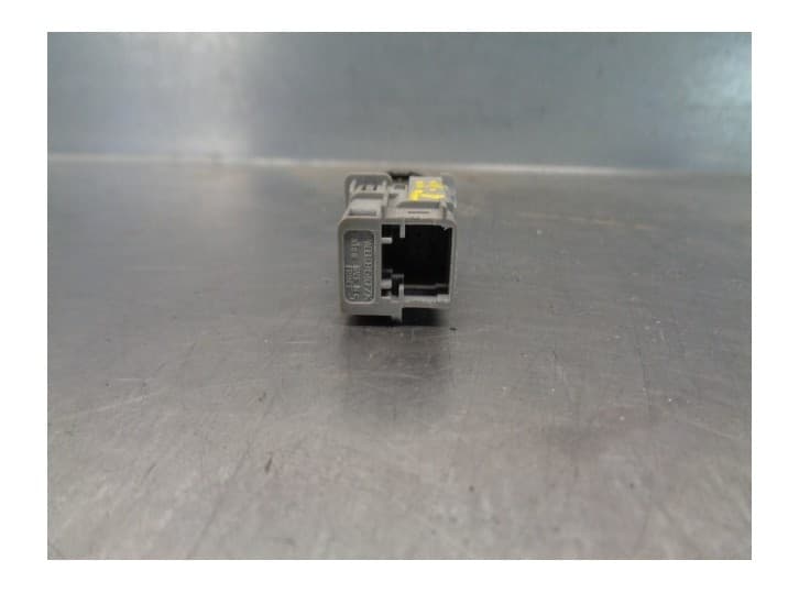 Recambio de interruptor para peugeot 807 (eb_) 2.0 16v referencia OEM IAM 1455737077 2