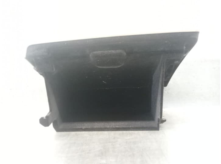 Recambio de guantera para bmw 1 (e81) 118 d referencia OEM IAM 69626003 51166982682 2