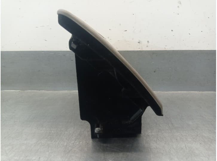 Recambio de guantera para bmw 1 (e81) 118 d referencia OEM IAM 69626003 51166982682 3