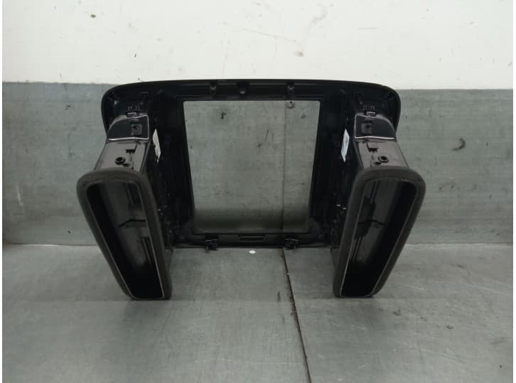 Recambio de aireador para volvo xc40 (536) recharge referencia OEM IAM 31442627 31442627 2